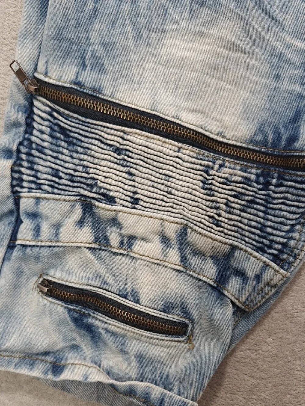Light Blue Washed Men’s Denim Biker Shorts Size 34